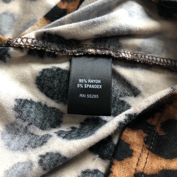 Express Leopard or Jaguar Print Top - Picture 4 of 4